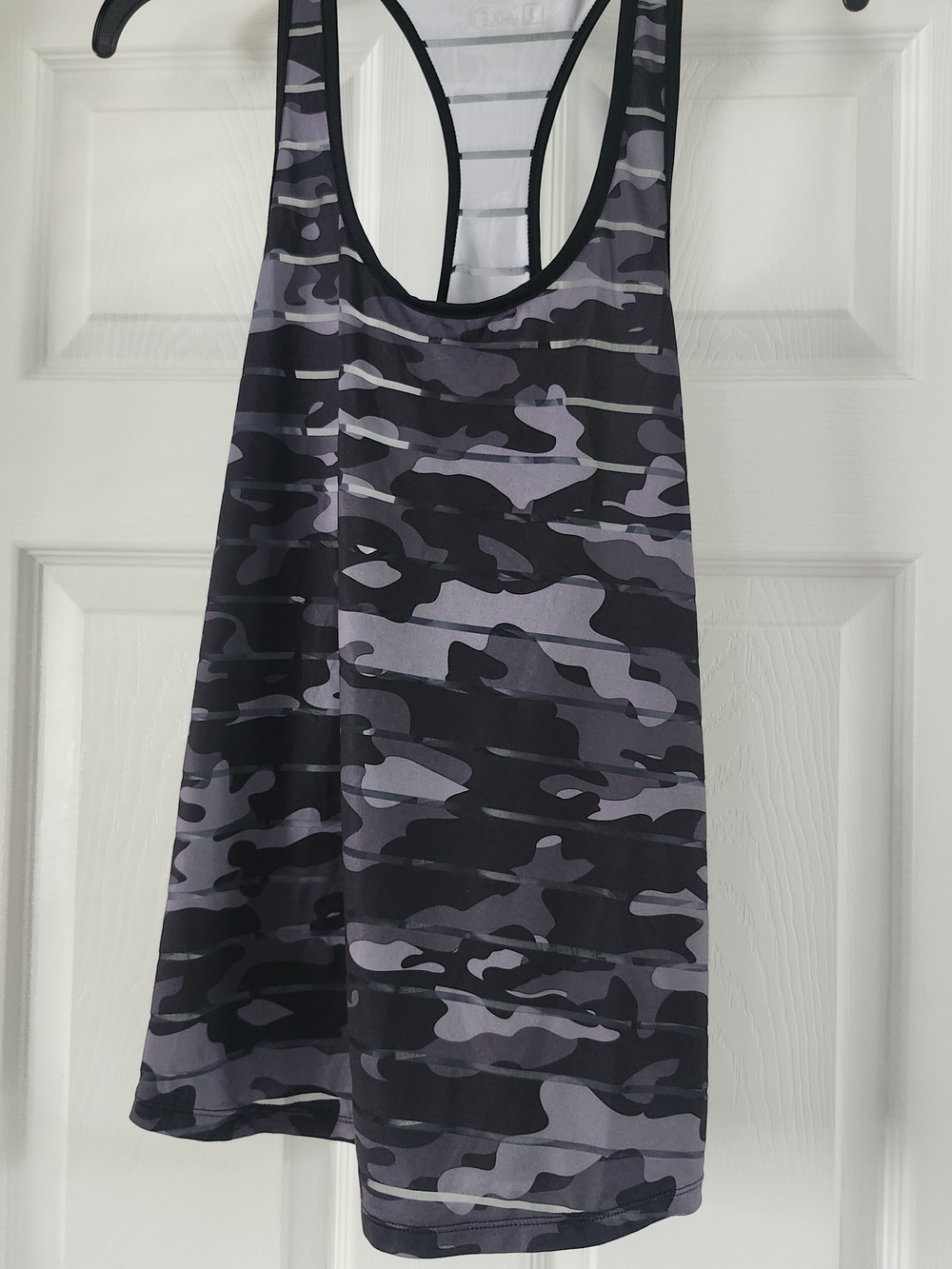 ZYIA Active Light Gray & Dark Gray Striped Performance Top Large - Picture 1 of 3